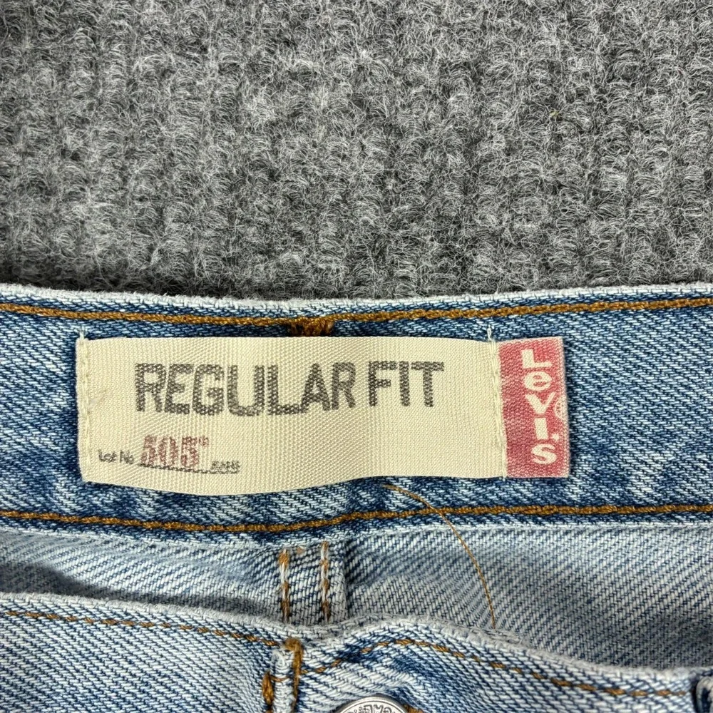Levis 505 Mens Jeans Size 30x32 Light Wash Denim Regular Fit Taper Low Rise